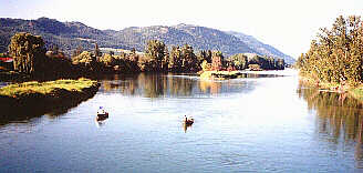 armstrong bc columbia british canada population cities ok adventure explore